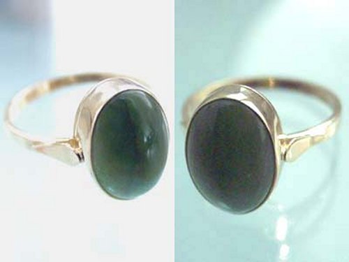 AVENTURIN CABOCHON IN EINEM RING VON GOLD 750 GOLDRING  